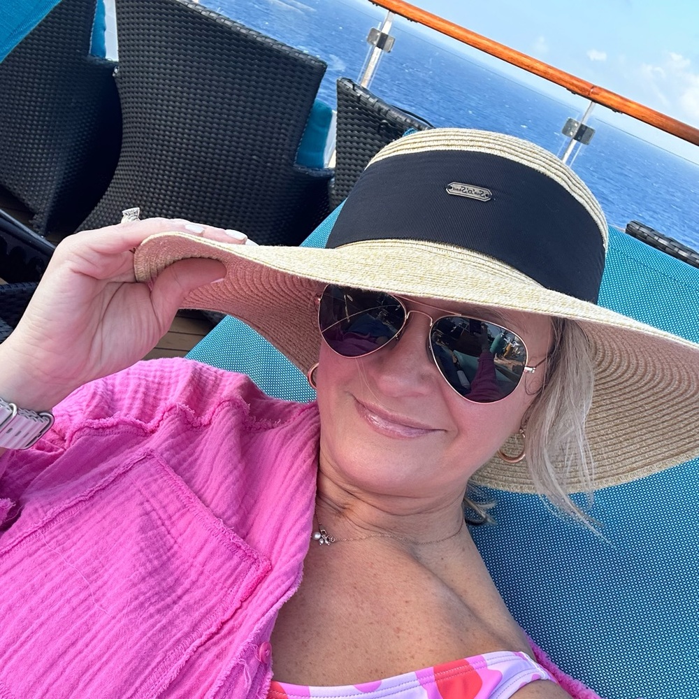 Meet your Posher, Meredith